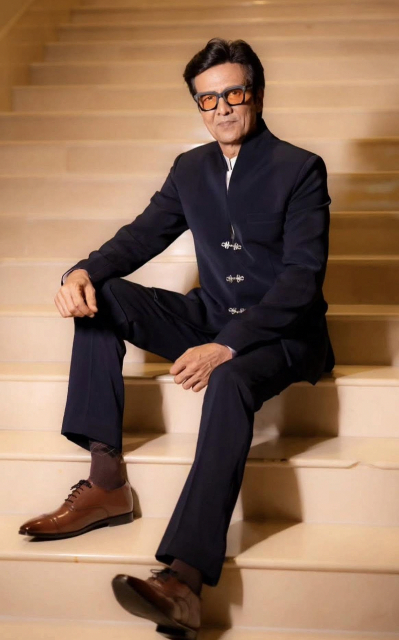 KK Menon in Navy Bandhgala Suit
